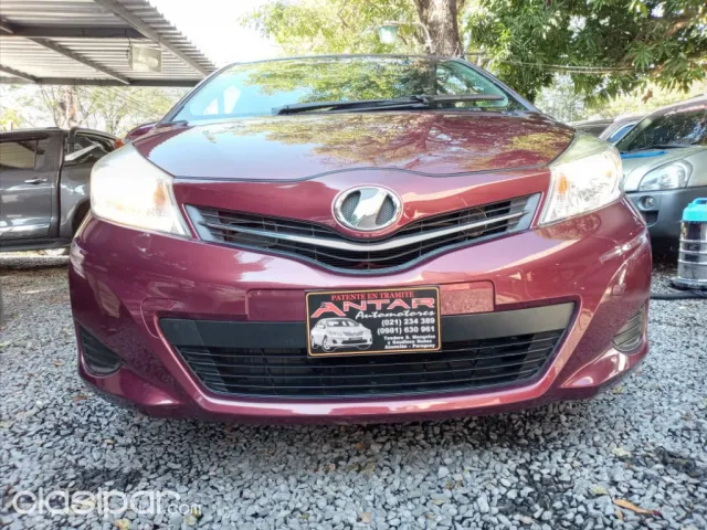 Toyota Vitz 2011 — foto 3