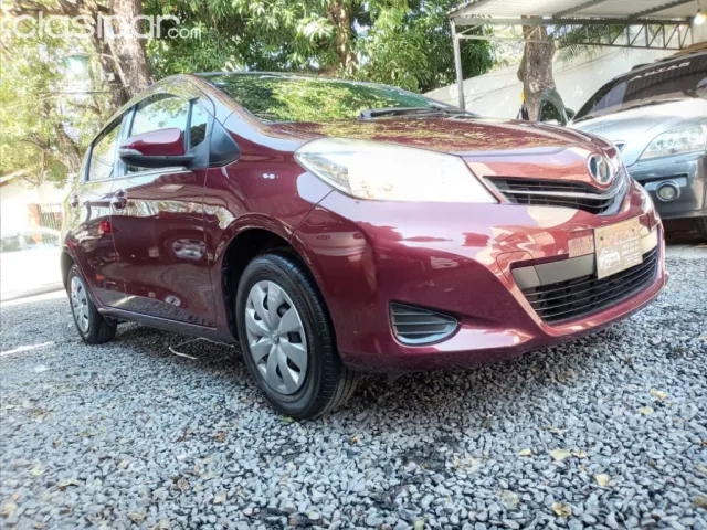 Toyota Vitz 2011 — foto 4