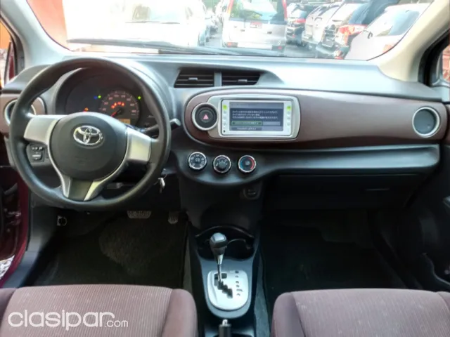 Toyota Vitz 2011 - foto 8