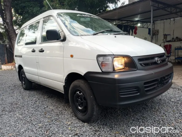 Toyota Noah 2004 - foto 2