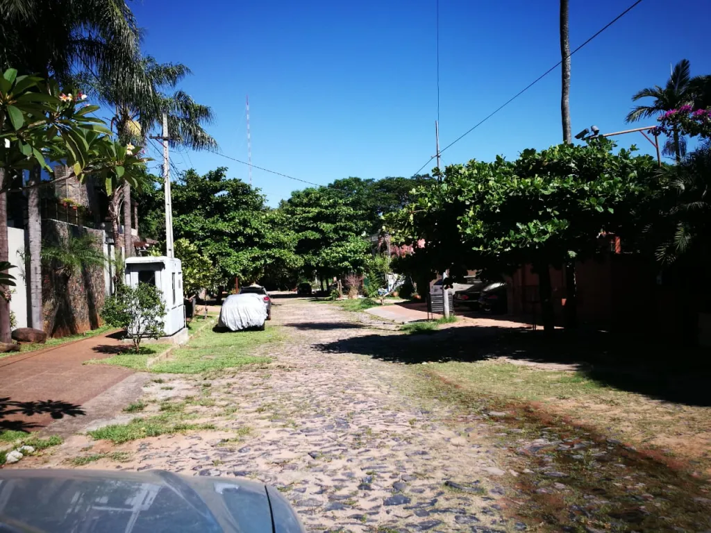 CASA CON DEPOSITO EN OFERTA!!! — foto 2