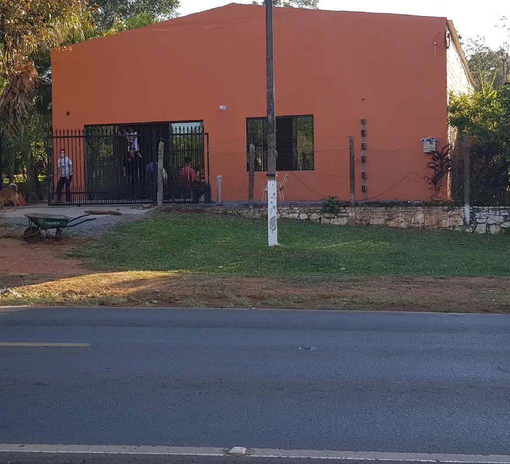 TINGLADO - SALON Zona Hospital Nacional de Itaugua — foto 3