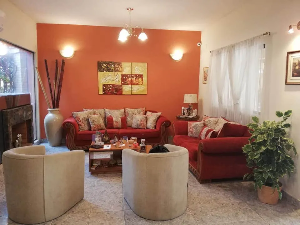 VENDO HERMOSA CASA EN FDO ZONA NORTE!! UBICACIÓN ESTRATEGIA!! — foto 3