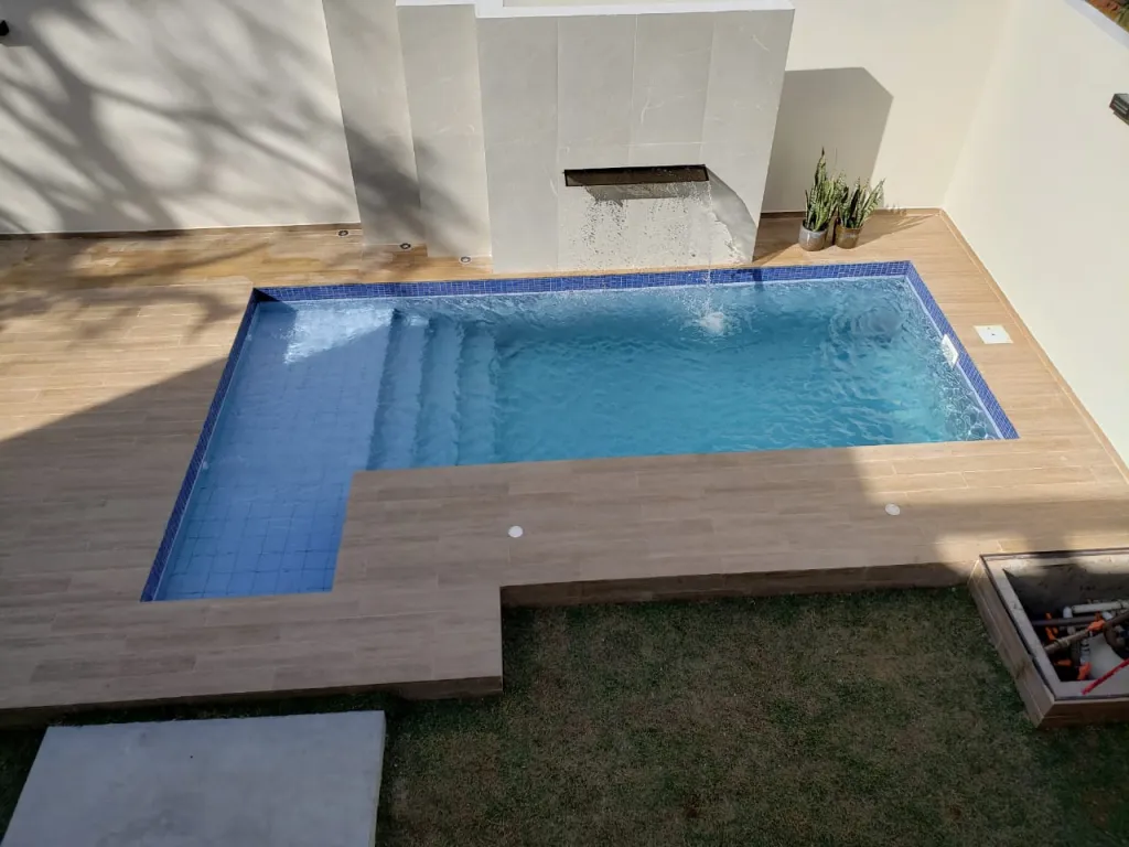 A la venta Residencia Moderna a estrenar en LUQUE Zona CONMEBOL Aeropuerto. — foto 3