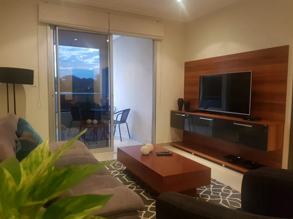 Dpto. amoblado zona Casa Rica Molas Lopez — foto 2