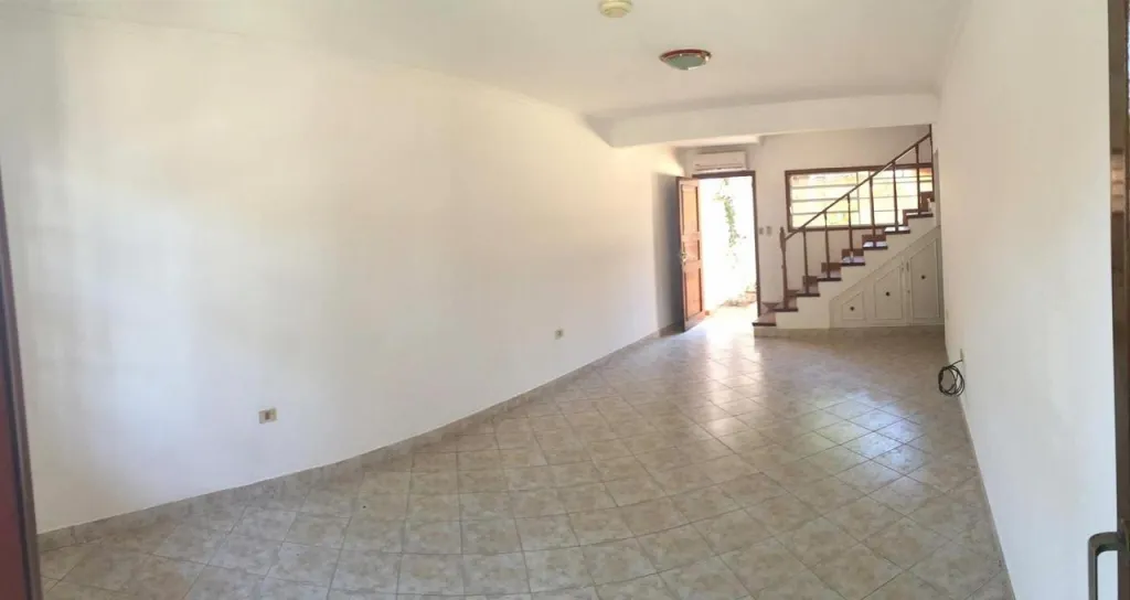 ALquilo duplex en barrio Herrera — foto 3