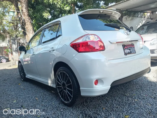 Toyota Auris 2010 — foto 5