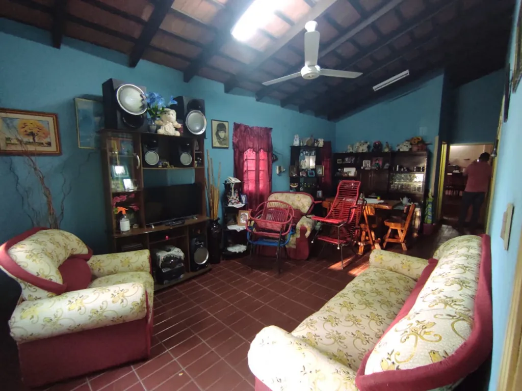 Vendo Hermosa Casa Ciudad de Lambaré — foto 3