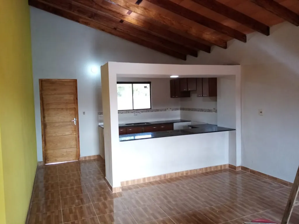 Casa a estrenar en San Lorenzo zona San Isidro — foto 3