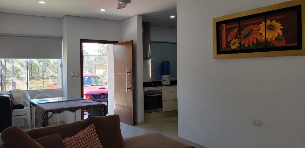 VENDO HERMOSA CASA ESTILO MINIMALISTA EN LOMA PYTA!! — foto 3