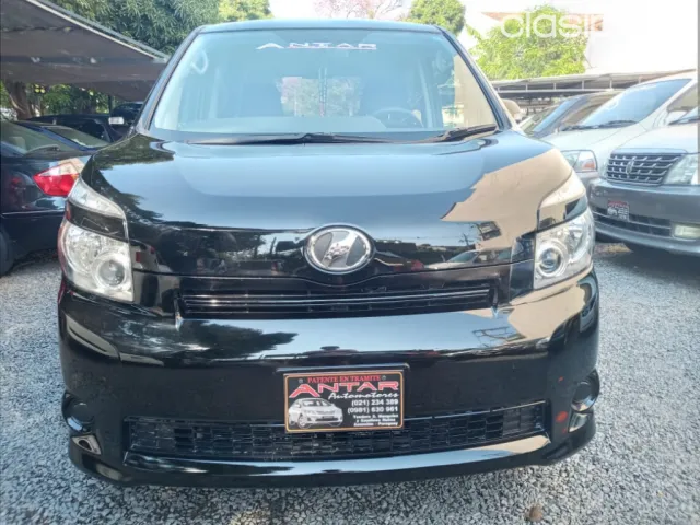 Toyota Voxy 2009 — foto 6