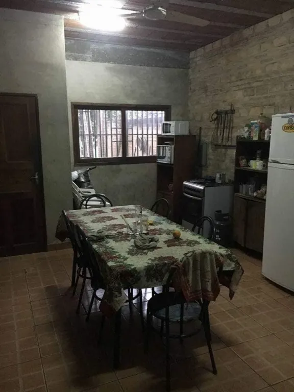 VENDO CASA CON DEPOSITO EN ASUNCION — foto 3