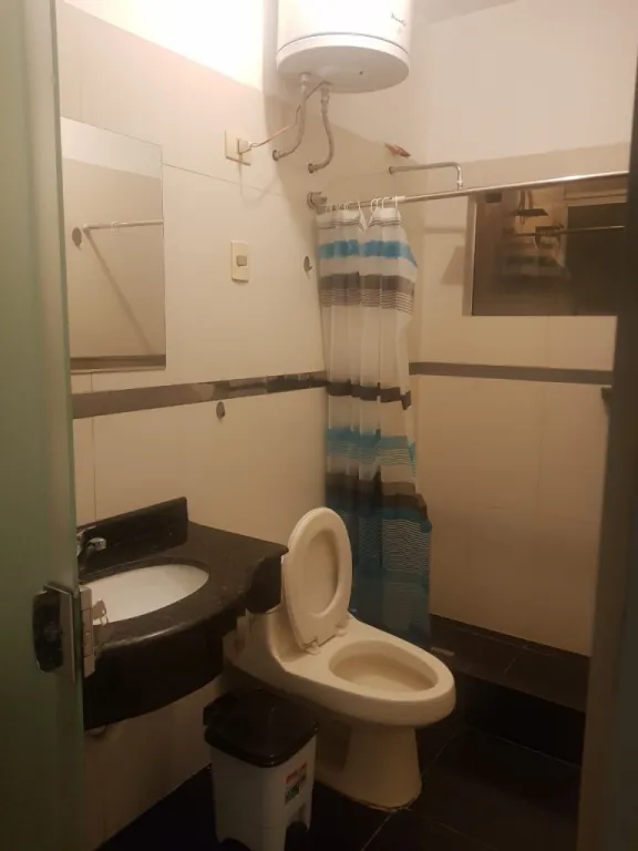 Se alquila departamento amplio en zona Rep. Argentina — foto 3