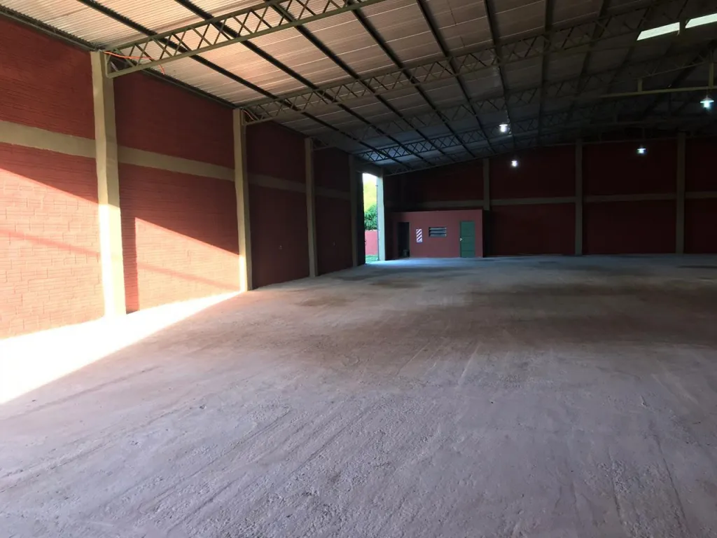 MR ALONSO: 1.280M2 – IMPECABLE DEPÓSITO + OFICINAS + PARKING – 15.000.000 GS. — foto 2