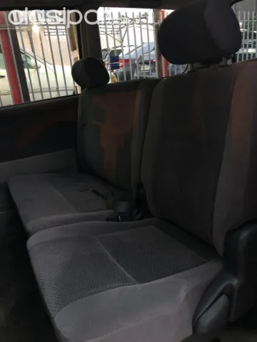 Toyota Voxy 2003 - foto 8
