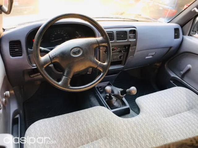 Toyota Hilux 2002 — foto 6