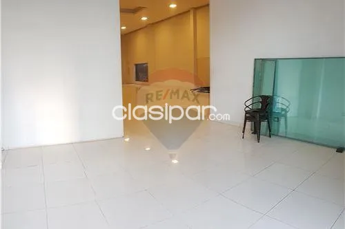 AMPLIO SALÓN CLIMATIZADO ZONA AVIADORES DEL CHACO — foto 2