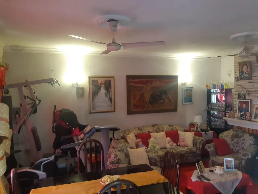 Vendo Casa Zona Ycuá Satí — foto 3