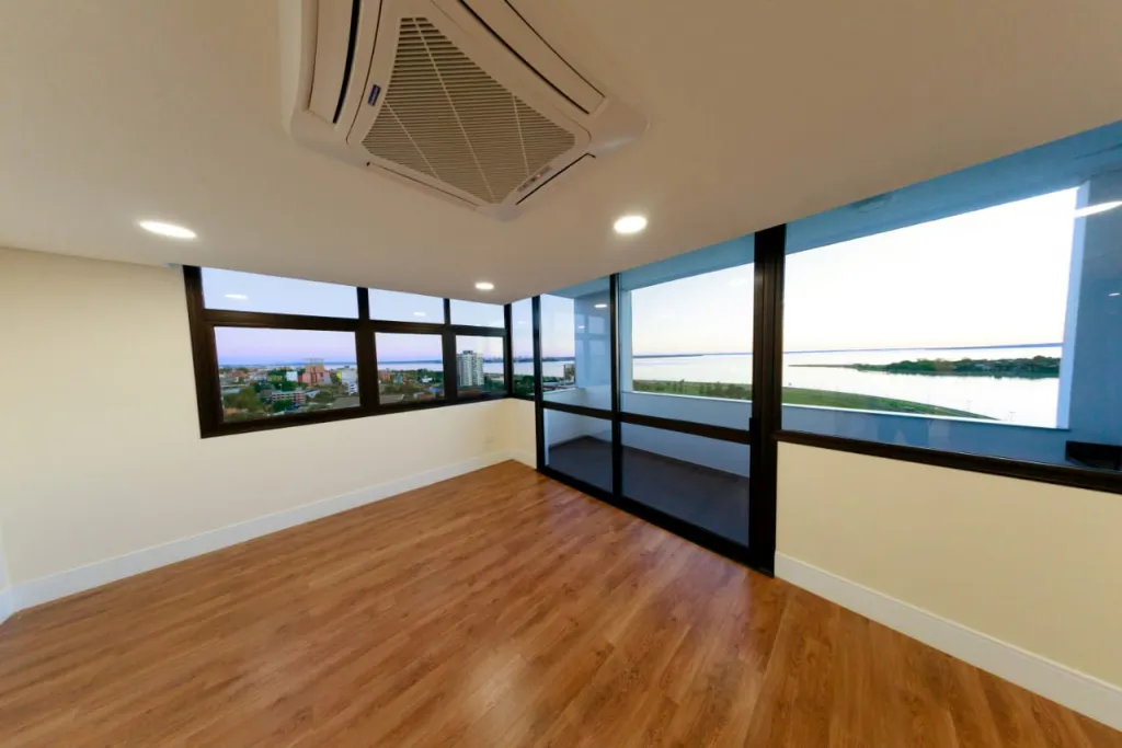 Torres Bolik vende Penthouse de 2 Dormitorios en Encarnacion — foto 3