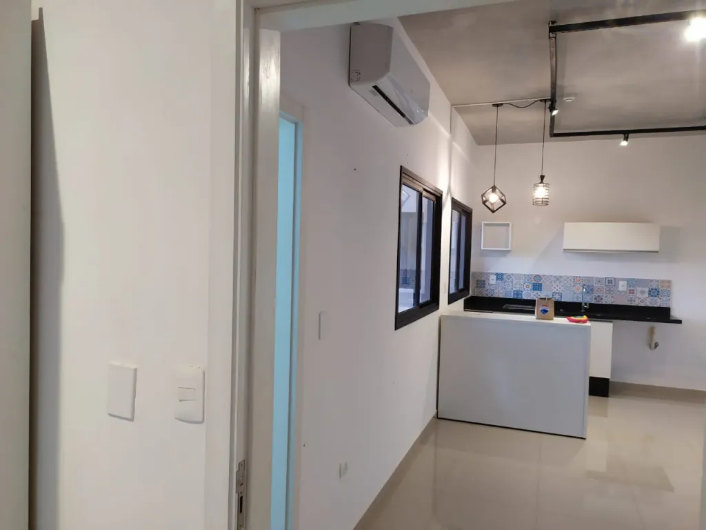 VENDO DEPARTAMENTO DE DOS AMBIENTES CON COCHERA — foto 3