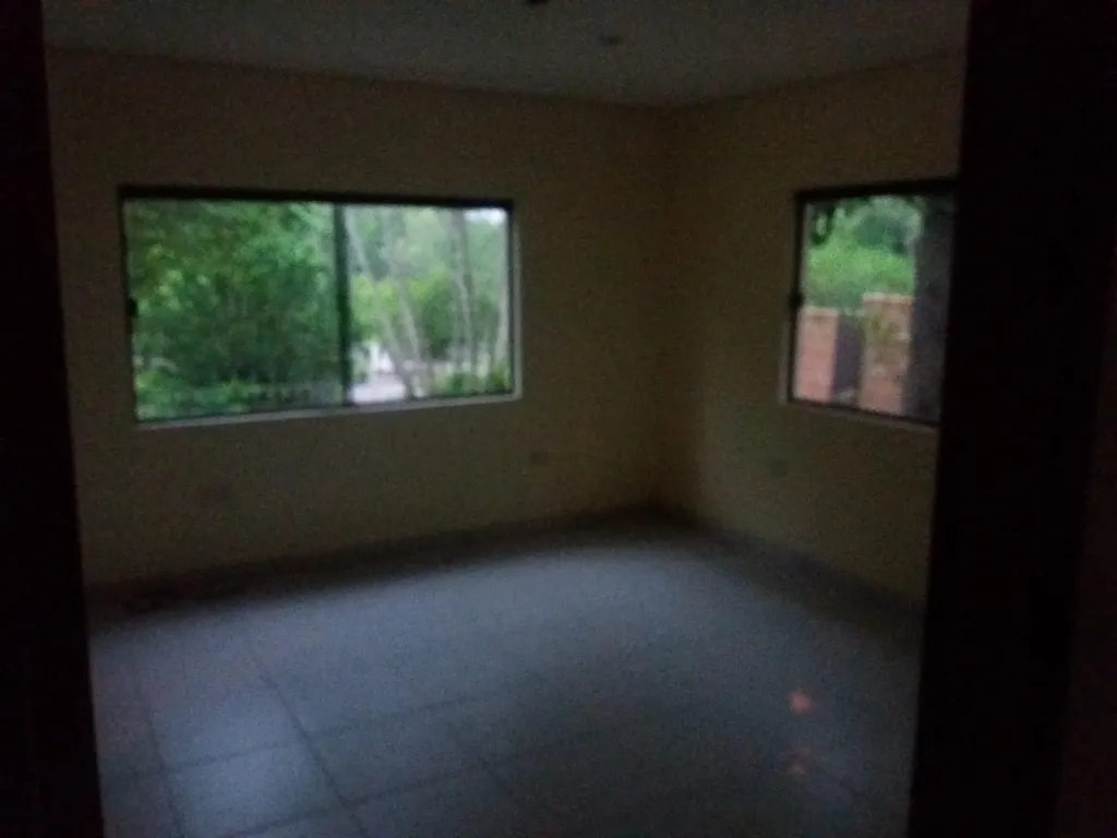 Vendo casa en el Centro de Itacurubí de La Cordillera en esquina y a 200 mts del Arroyo — foto 3