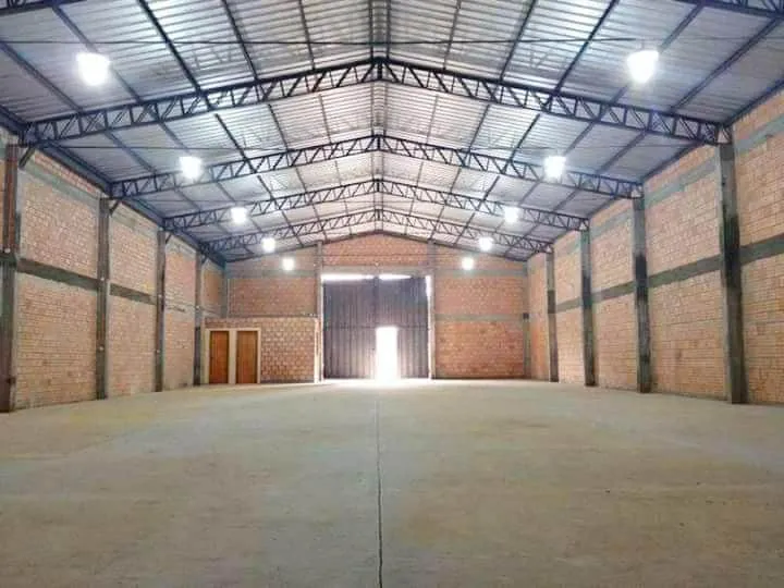 MR ALONSO: 469M2 – IMPECABLE DEPOSITO PARA EMPRESAS Y OTROS – 7.000.000 GS. — foto 2
