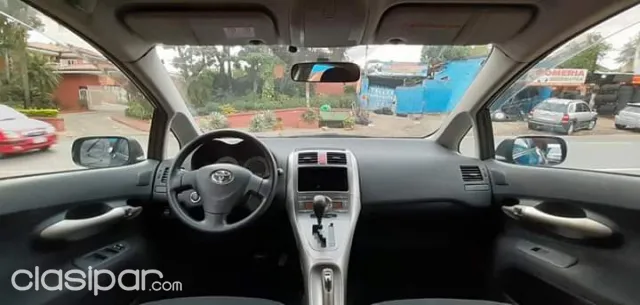Toyota Auris 2007 — foto 2
