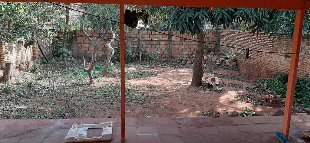 VENDO CASA 12X30 LUQUE MORACUE — foto 3