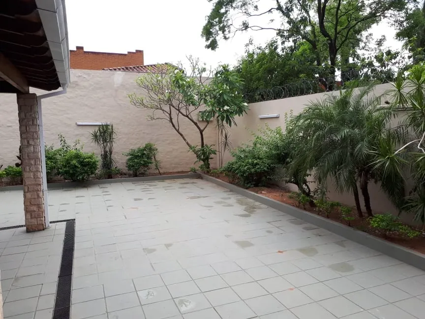 vendo casa en lambare zona residencial — foto 2