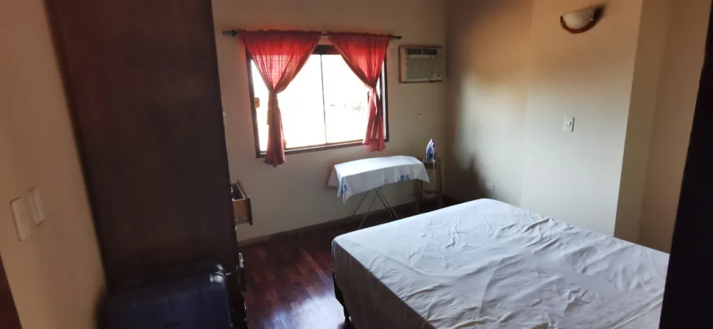 VENDO RESIDENCIA EN LAMBARE CON PISCINA Y QUINCHO — foto 2