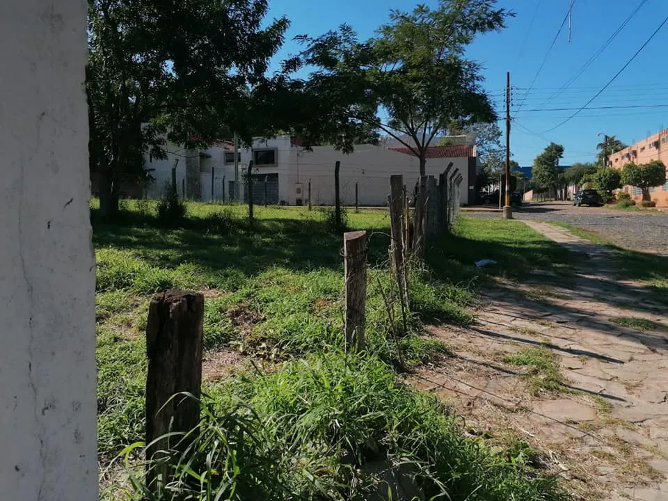 VENDO HERMOSO TERRENO CON UBICACIÓN PRIVILEGIADA EN LA CUIDAD DE ASUNCIÓN — foto 3