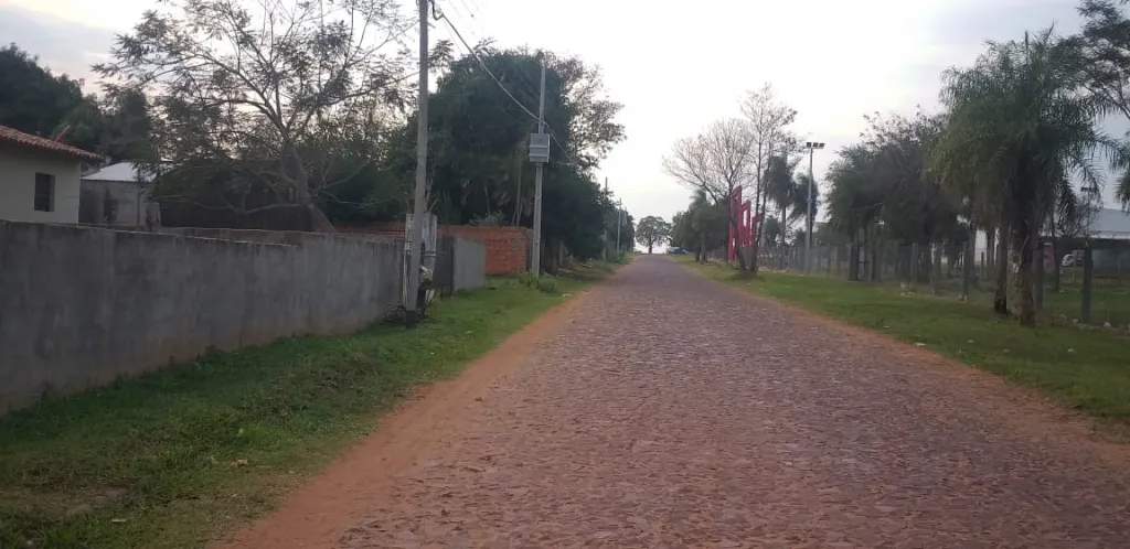 VENDO 3 CASAS EN UN SOLO TERRENO 406m² EXCELENTE UBICACIÓN — foto 2