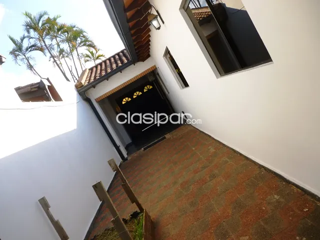ALQUILO CASA PARA VIVIENDA U OFICINA BARRIO VILLAMORRA — foto 2