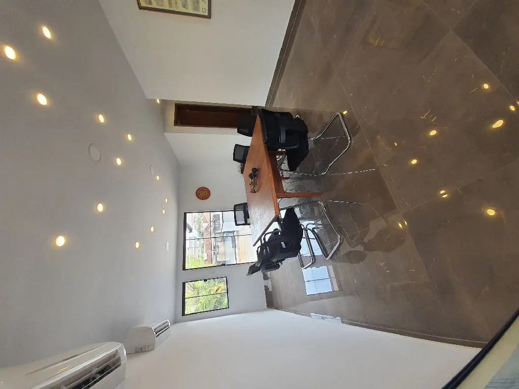 Hermoso Triplex con 3 d. En suite! — foto 2
