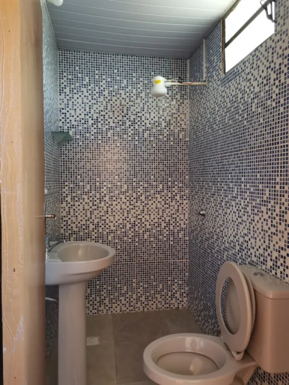 SE ALQUILA UN MONOAMBIENTE CON BAÑO PRIVADO — foto 2
