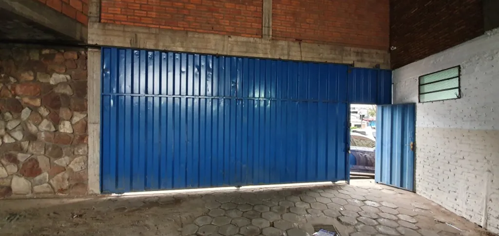 AVDA. MME LYNCH: 750M2, IMPECABLE DEPOSITO + OFICINAS, 8.000.000 USD. — foto 2
