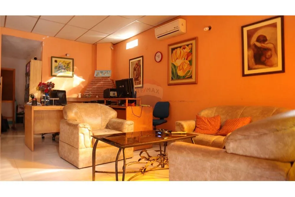 OPORTUNIDAD!EN OFERTA CASA EN LAMBARÉ EN ZONA RPC - A 4 CUADRAS DE LA AVDA. BRUNO GUGGIARI — foto 2