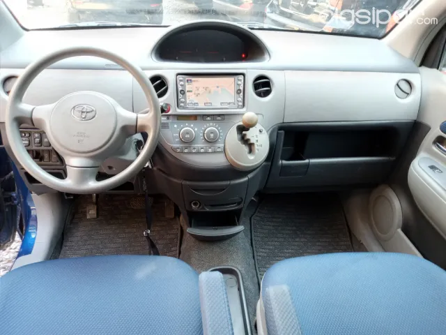 Toyota Sienta 2004 — foto 8