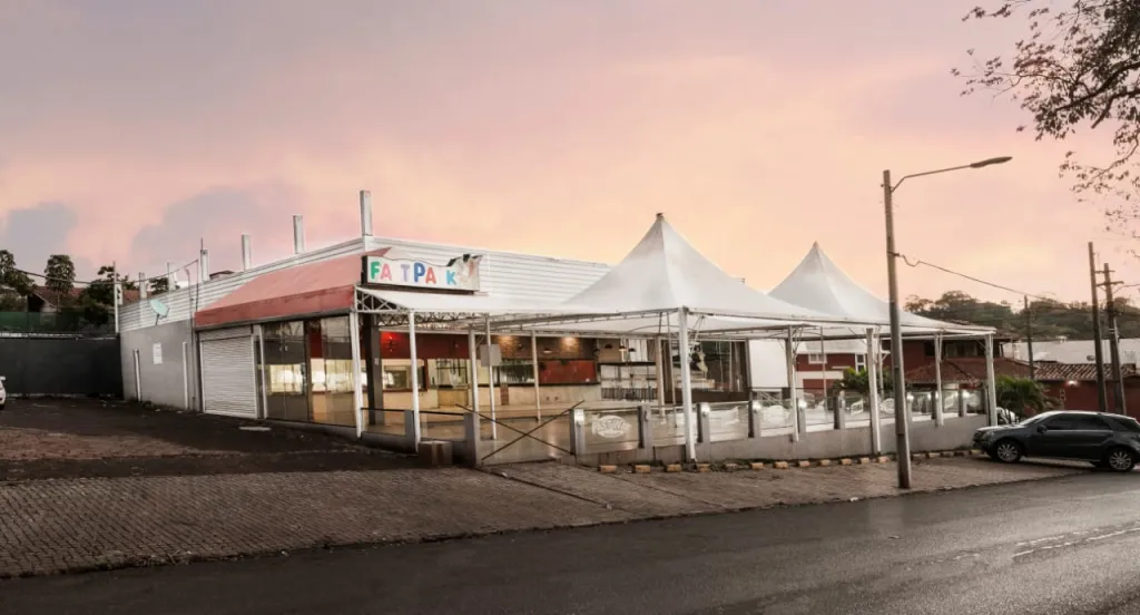 Local Comercial de lujo — foto 3