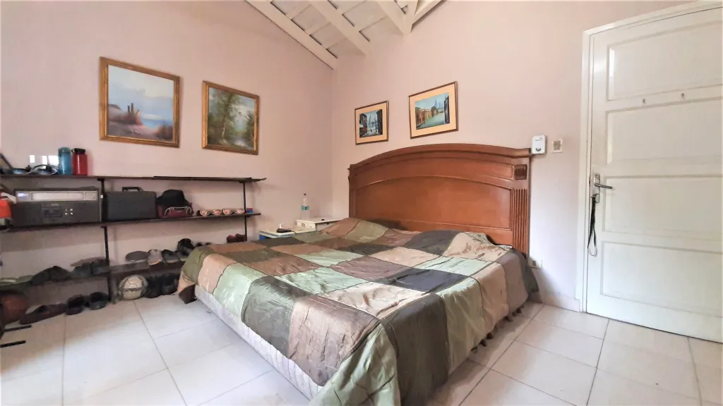 AMPLIA RESIDENCIA, A 12 CUADRA DEL CLUB SAJONIA A 148.000 usd. — foto 3