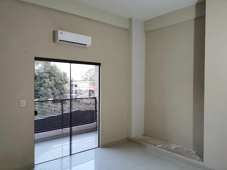 departamento en fernando de la mora zona ips ingavi — foto 2