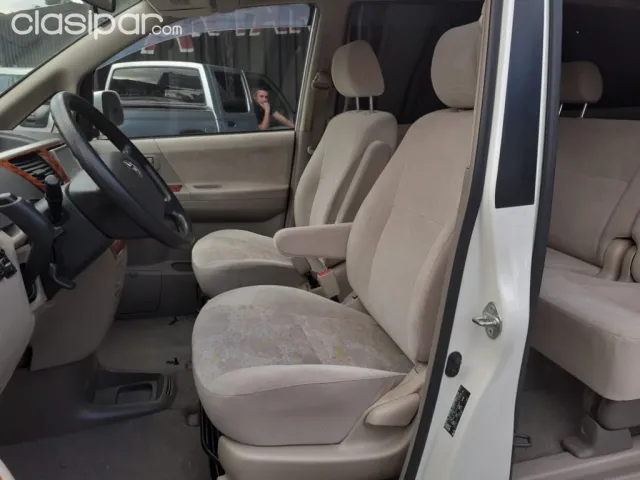 Toyota Noah 2003 — foto 8