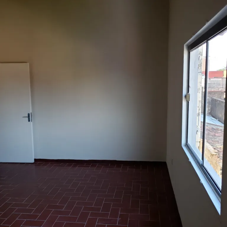 DEPARTAMENTO EN ZONA PETTIROSSI — foto 2
