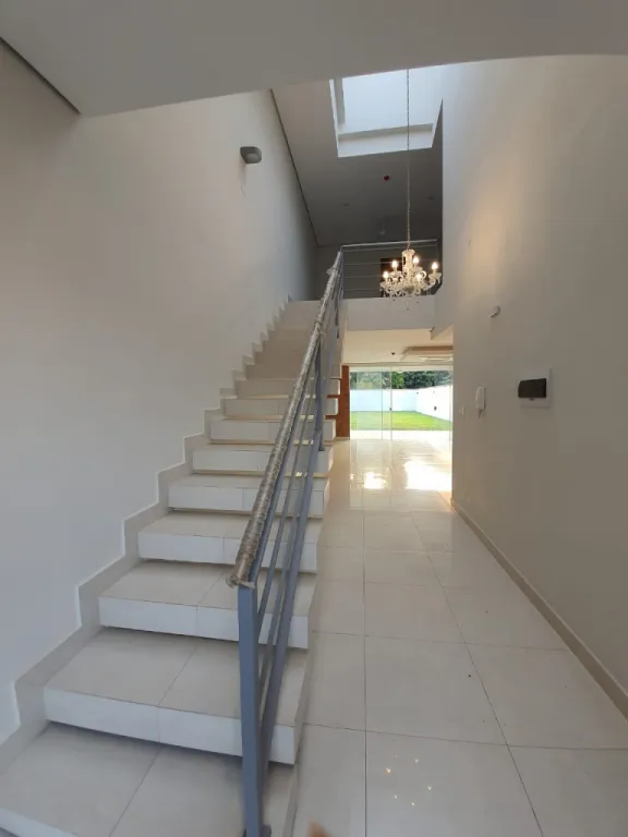 LOS LAURELES PROX. CASA RICA 3: ELEGANTE RESIDENCIA MINIMALISTA, EQUIPAMIENTO FULL. — foto 2