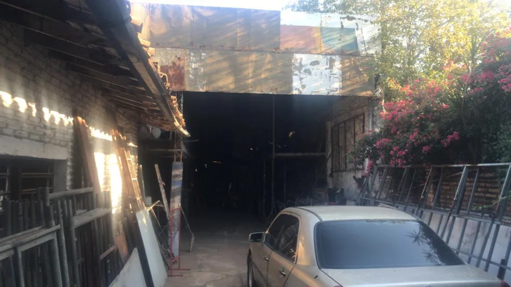 Taller Tinglado En Zona Barrio San Vicente Asunción — foto 3