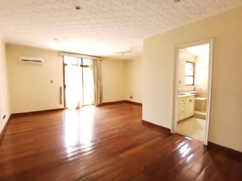 VENDO IMPORTANTE RESIDENCIA - ZONA CARMELITAS — foto 3