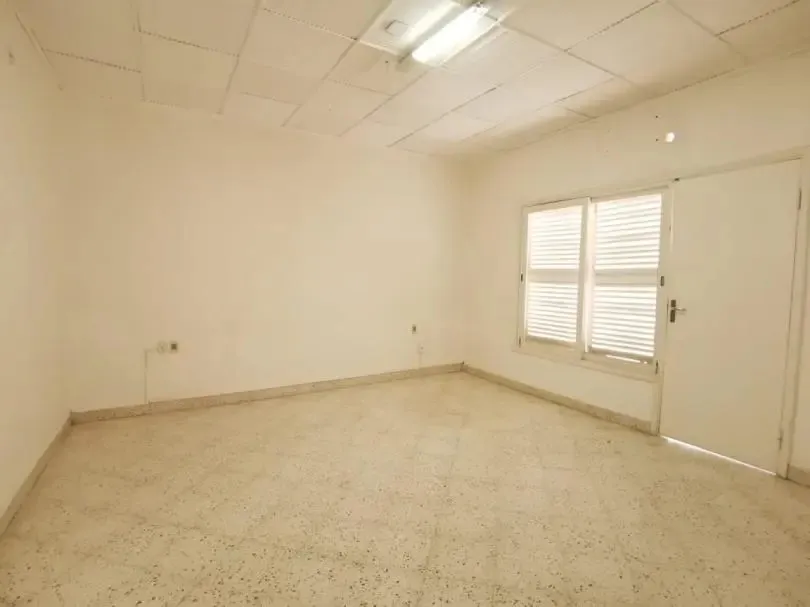 VENDO CASA EN ESQUINA - BARRIO MBURICAO — foto 2