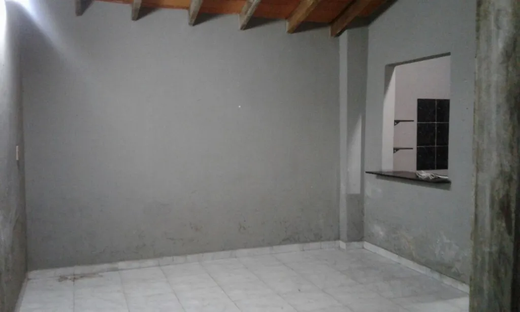 CASA EN MARIANO ROQUE ALONSO — foto 3