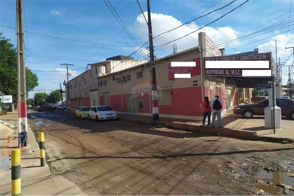 Vendo propiedad en Sobre Avda y en Esquina — foto 2