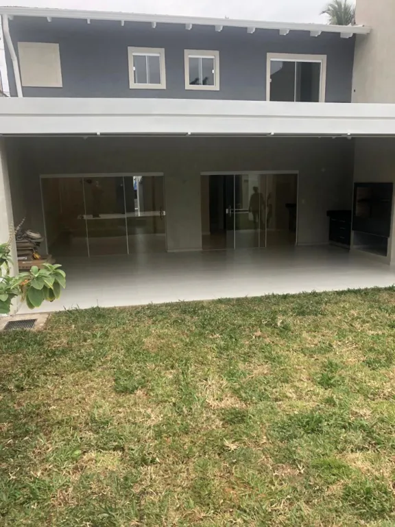 VENDO FINA RESIDENCIA ZONA PRIMER PRESIDENTE — foto 2